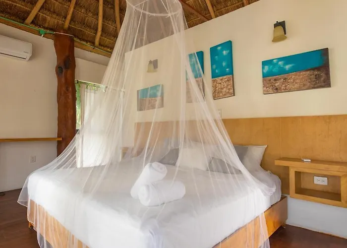 Hotel Kabañas&beach Club Ojo De Agua 4*